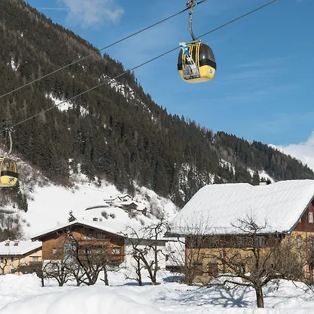 Отель Ad Laca 3*