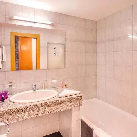 Ad Laca Hotel