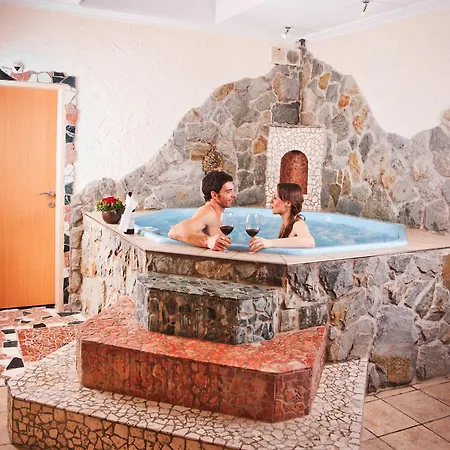 Hotel Ad Laca 3*