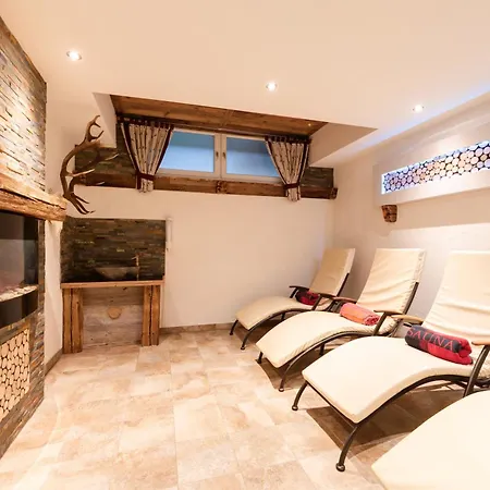 Hotel Ad Laca See
