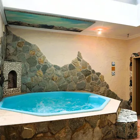 Ad Laca Hotel 3*